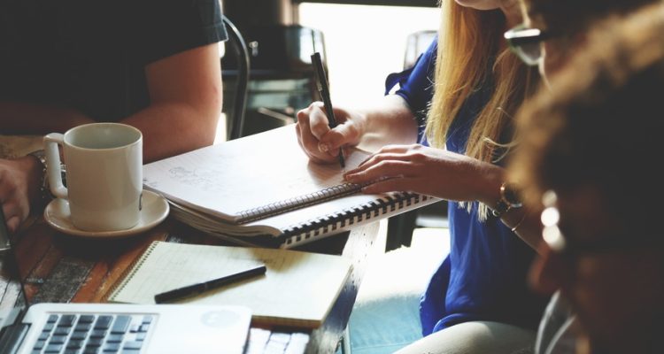 The Business of Selling Parenting Courses and Ebooks Made Easy
